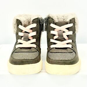 OshKosh B'gosh Toddler size 5 Girls' Hi-Top Glitter Winter Fashion Boots